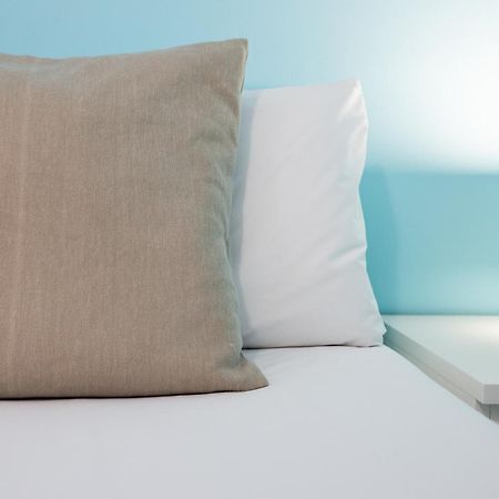 Stay U-Nique Apartments Radas บาร์เซโลนา ภายนอก รูปภาพ